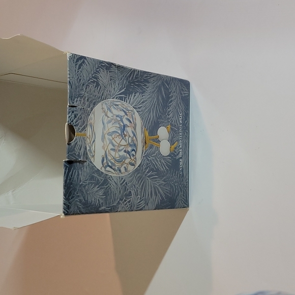 LLADRO VINTAGE "UNDER THE MISTLETOE BALL" - Picture 6 of 12